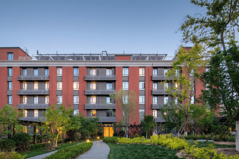 理员有技巧能搞定倔强的阿尔兹海默症长者？ 北京光大汇晨科丰老年公寓凯时尊龙最新网站到了饭点不张嘴生病了也死活不肯吃药哪家养老公寓护(图4)